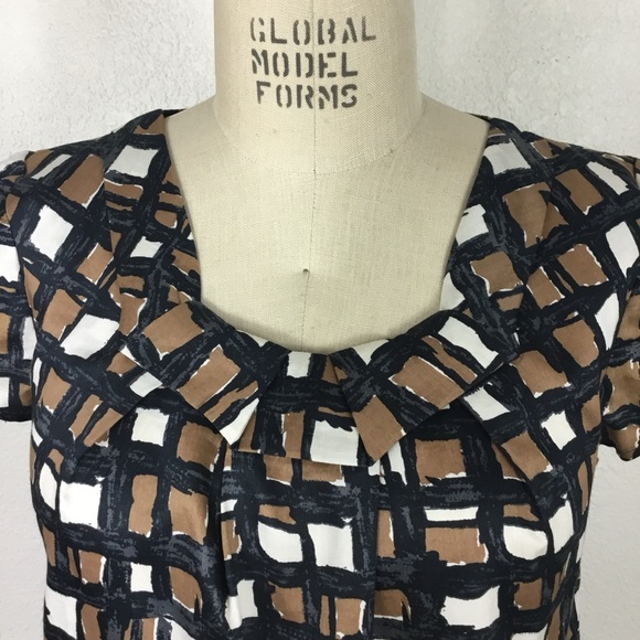 Talbots  Blouse Size S Women's Geometric Pattern Cotton Blouse Short Sleeves - Picture 5 of 12